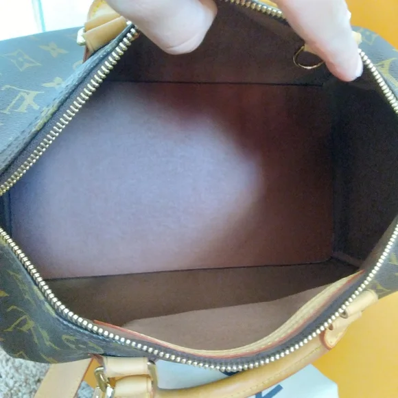 Louis Vuitton Speedy 30 - with Accessories! - Picture 15 of 15